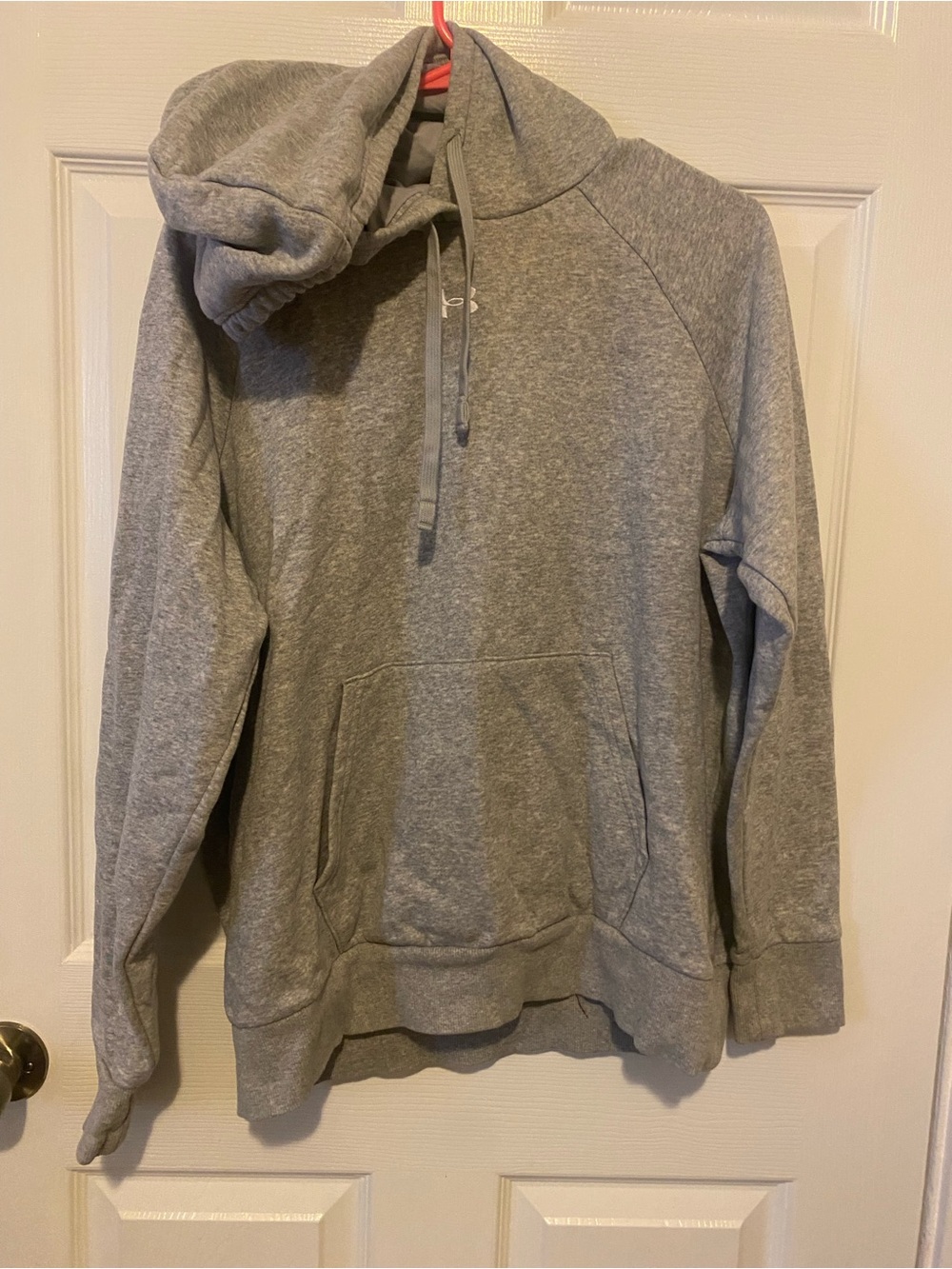 Under Armour Men's Gray Pullover Hoodie